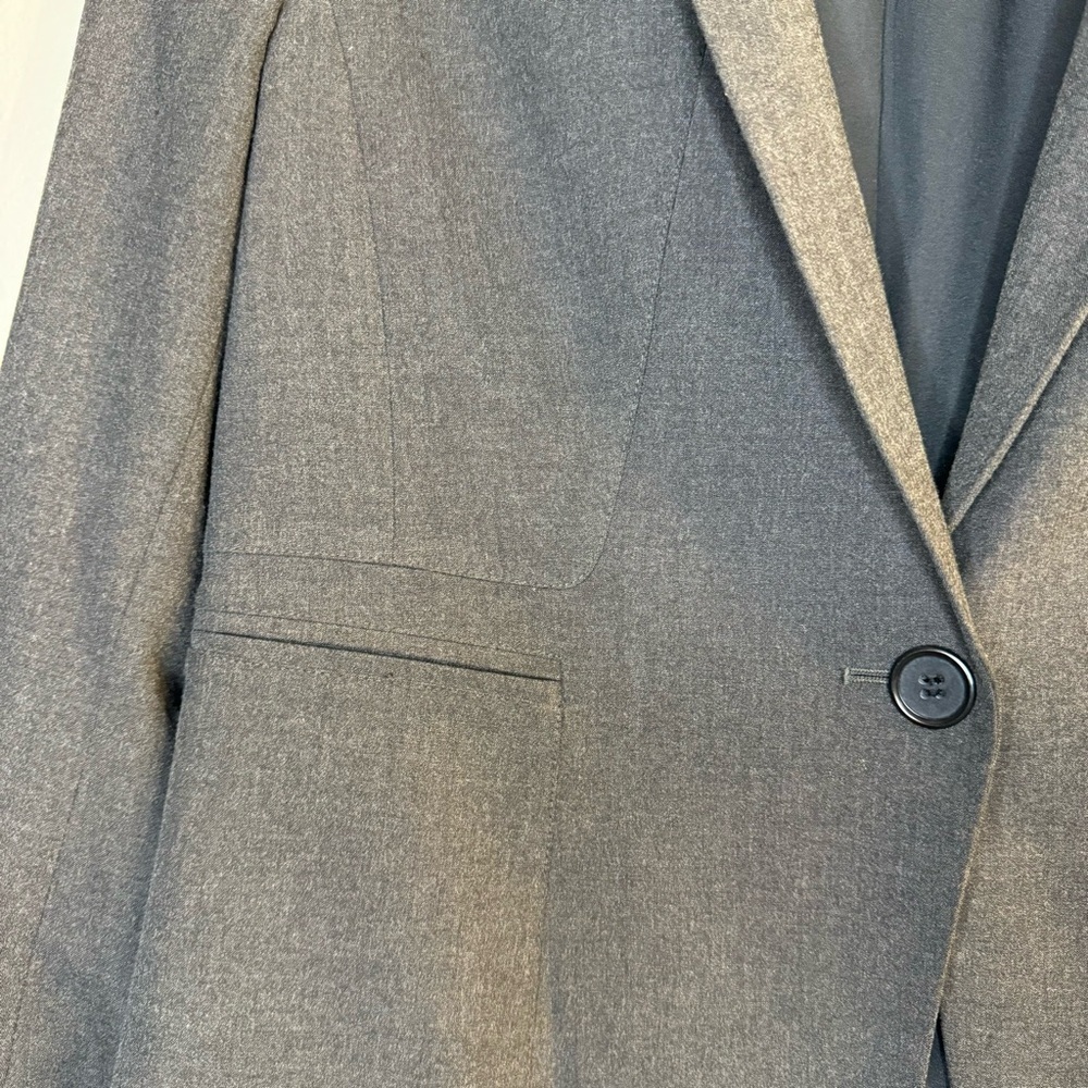Ann Taylor Dark Grey Button-Up Blazer Size 8 Petite - Picture 3 of 6